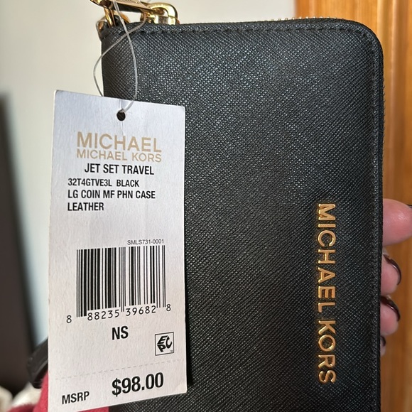 Michael Kors Wristlet - Picture 2 of 2
